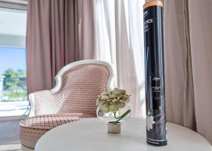 Carolus In - Five Bedroom With Terrace And Swimming Pool