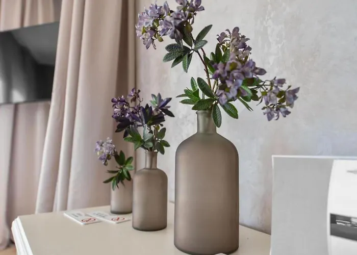 Carolus In - Five Bedroom With Terrace And Swimming Pool Vodice